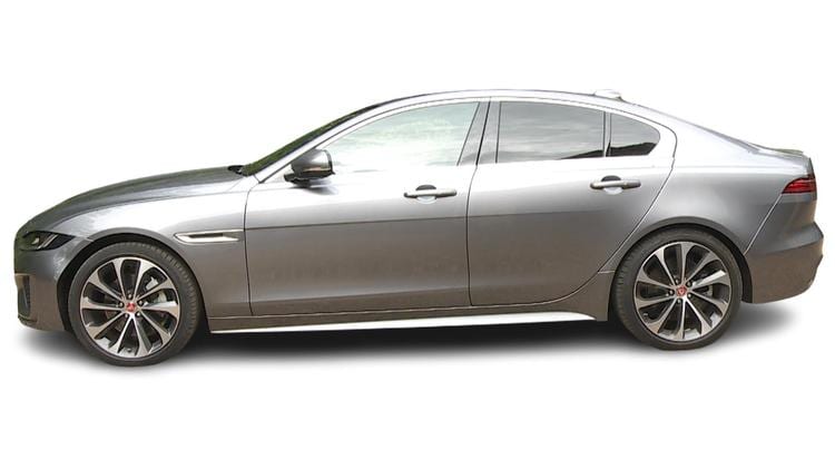 xe_saloon_diesel_94403.jpg - 2.0 D200 R-Dynamic SE Black 4dr Auto